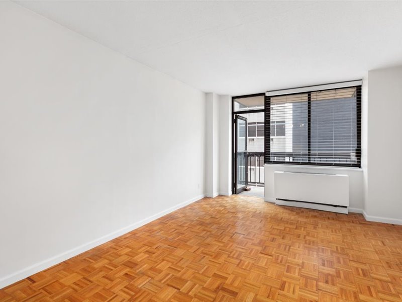 403 East 62nd Street - View 5